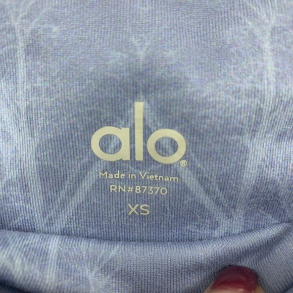 Alo Yoga Airbrush Tree Sky Lace Leggings Sz XS - Picture 4 of 11